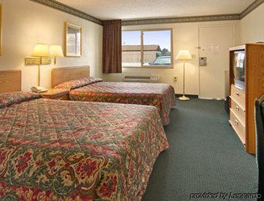 Hotel Super 8 By Wyndham Newark De Chambre photo