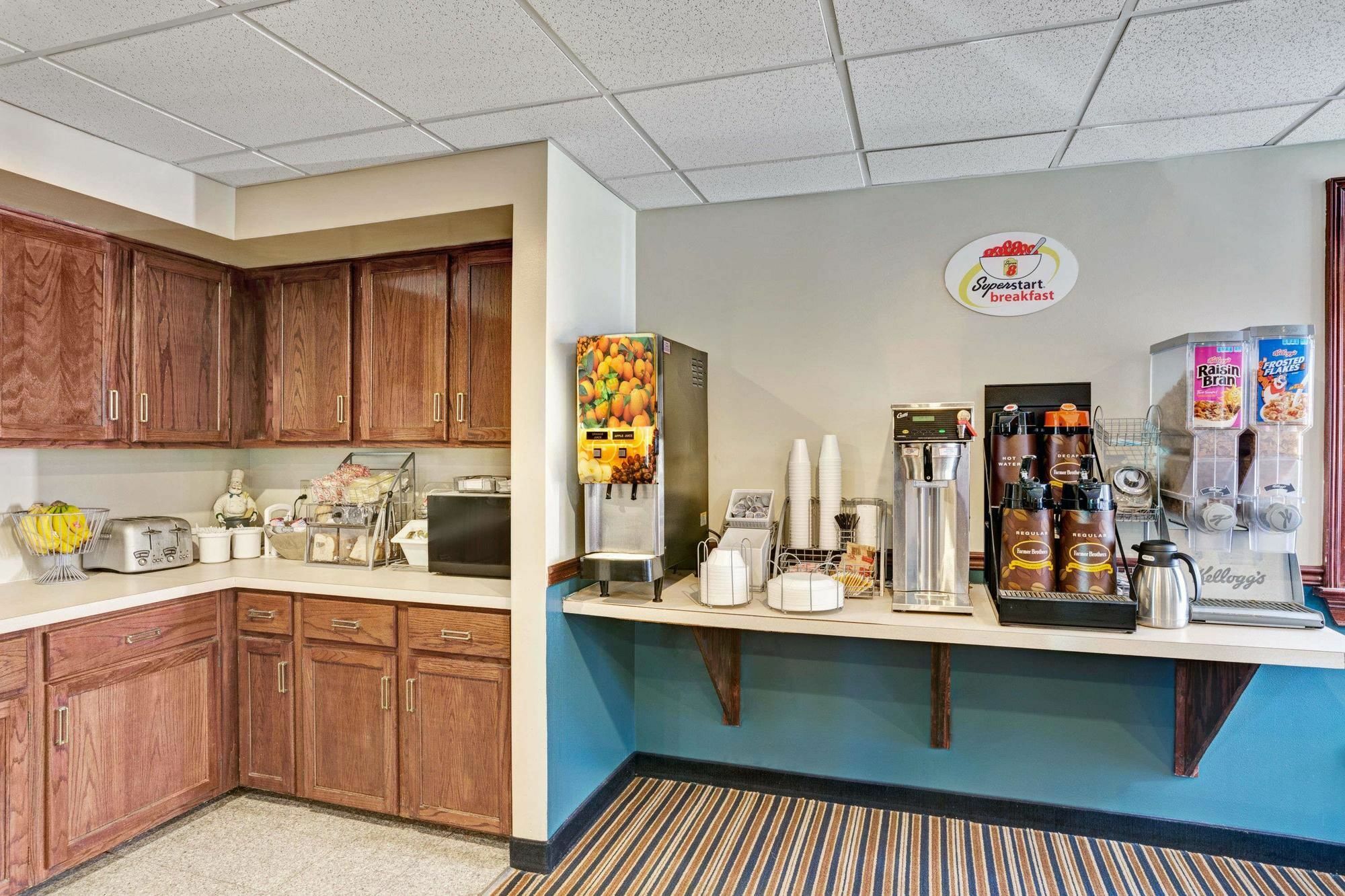 Hotel Super 8 By Wyndham Newark De Extérieur photo